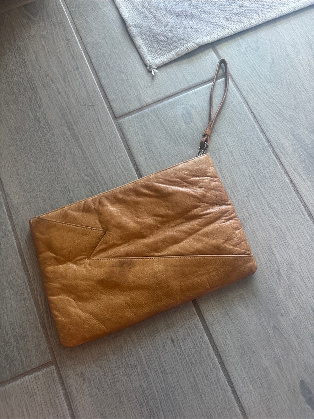 Vintage 1970s Ruth Saltz Oversized Slouchy Leather Zipper Clutch